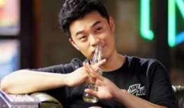 明星大爆料辉叔视频,明星幕后真相大曝光